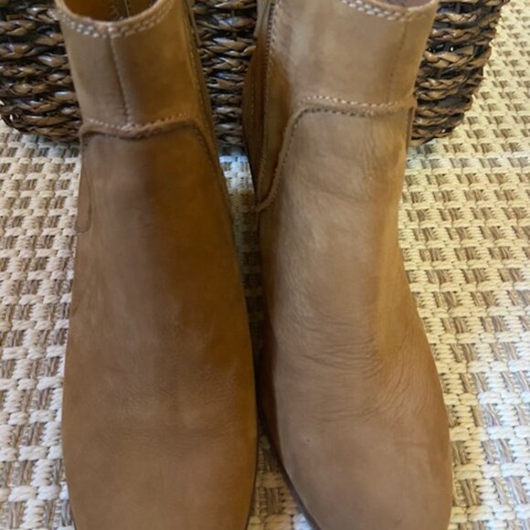 Lucky Brand Camel Brown Suede Wedge Zanta Bootie Boot Womens Sz 9.5 - Picture 4 of 9